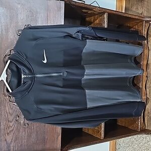 Nike Men's XL Two-toned Black & Gray 1/4 zip Dri-Fit Pullover Nike Running